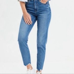 American Eagle mom jean